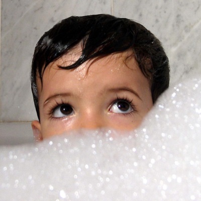 kid in bath